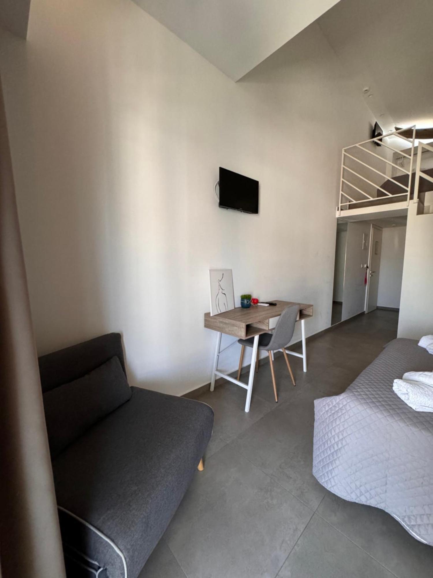 Villa Hara Suites ปาราเลียกาเตอรีนิส ภายนอก รูปภาพ