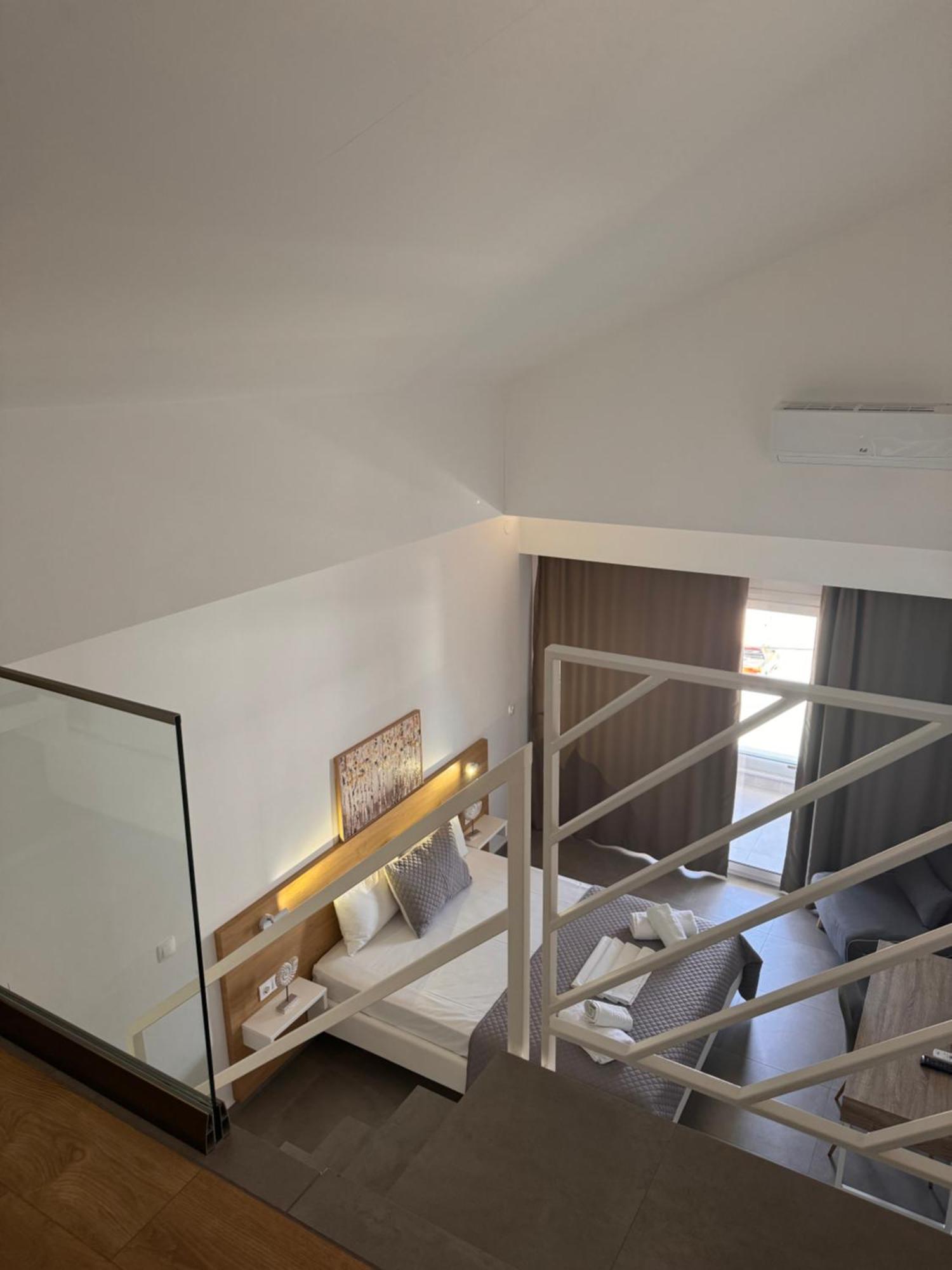 Villa Hara Suites ปาราเลียกาเตอรีนิส ภายนอก รูปภาพ